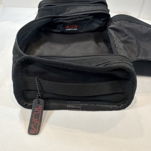Tumi Alpha Split Travel Kit Toiletry Bag Black Ballistic Nylon Organizer - Picture 9 of 10